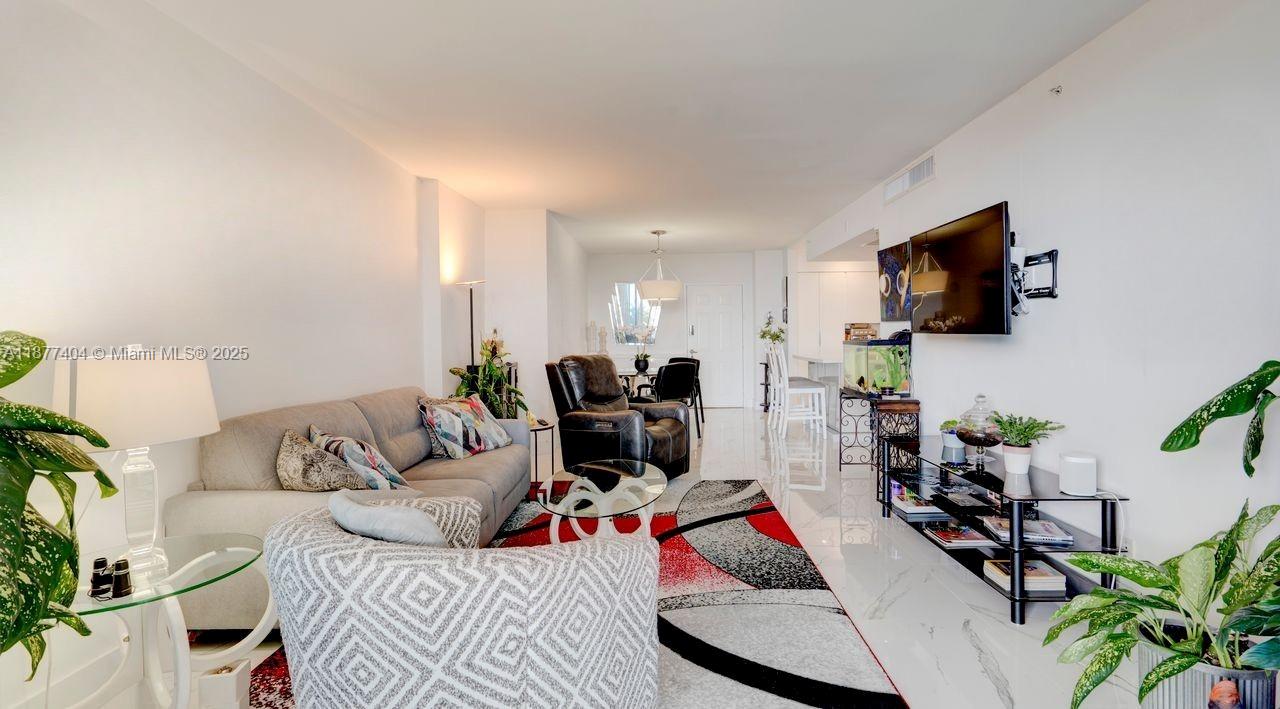 2501 S Ocean Dr 322