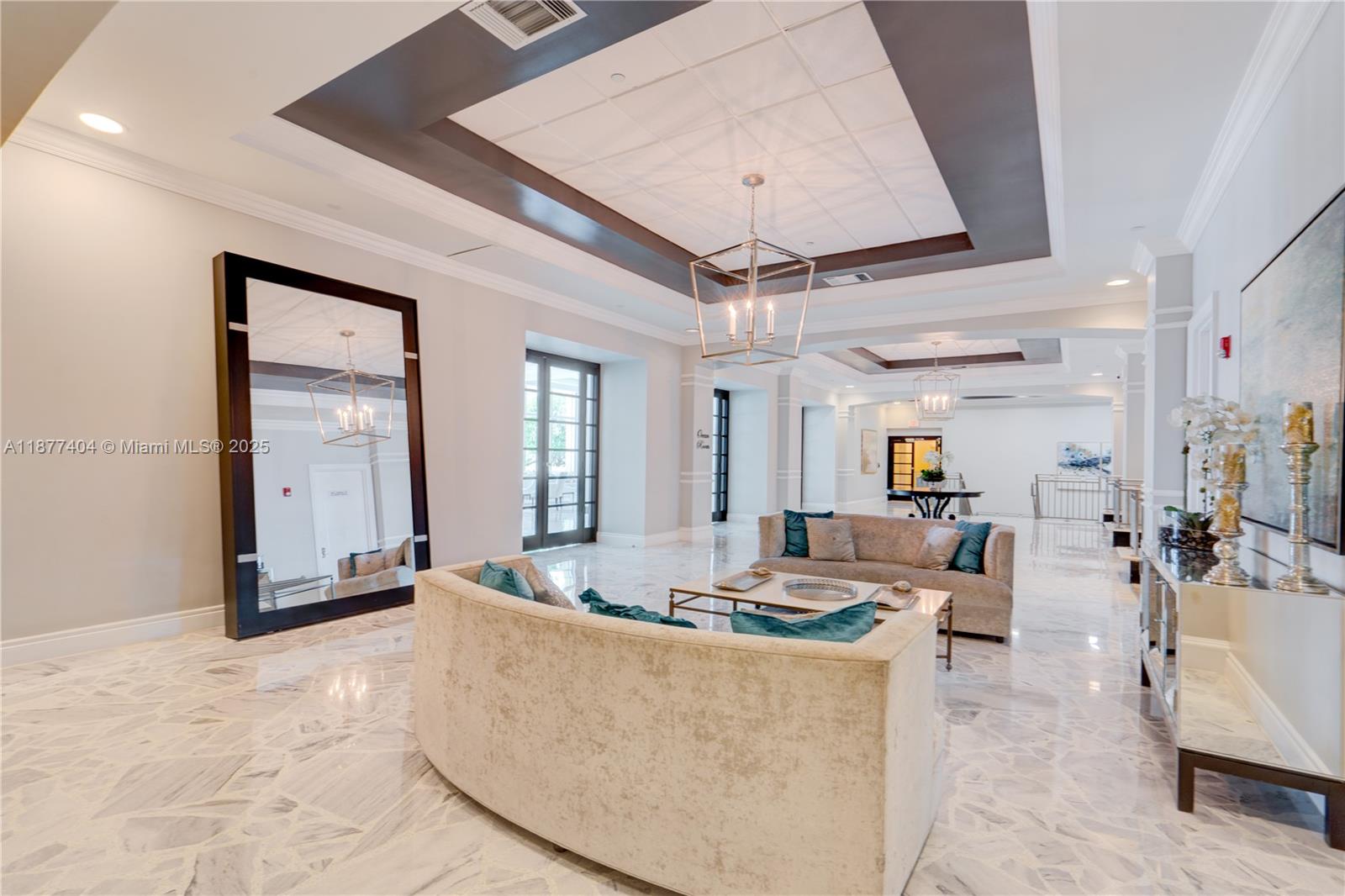 WAVE CONDO - Residential