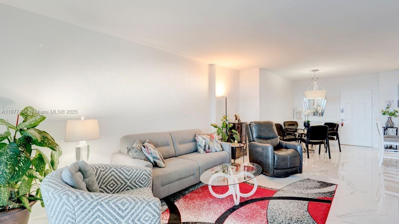 WAVE CONDO - Residential