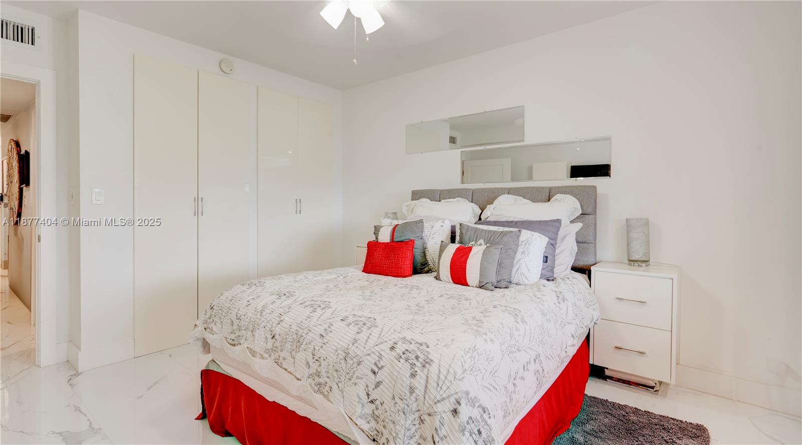 WAVE CONDO - Residential