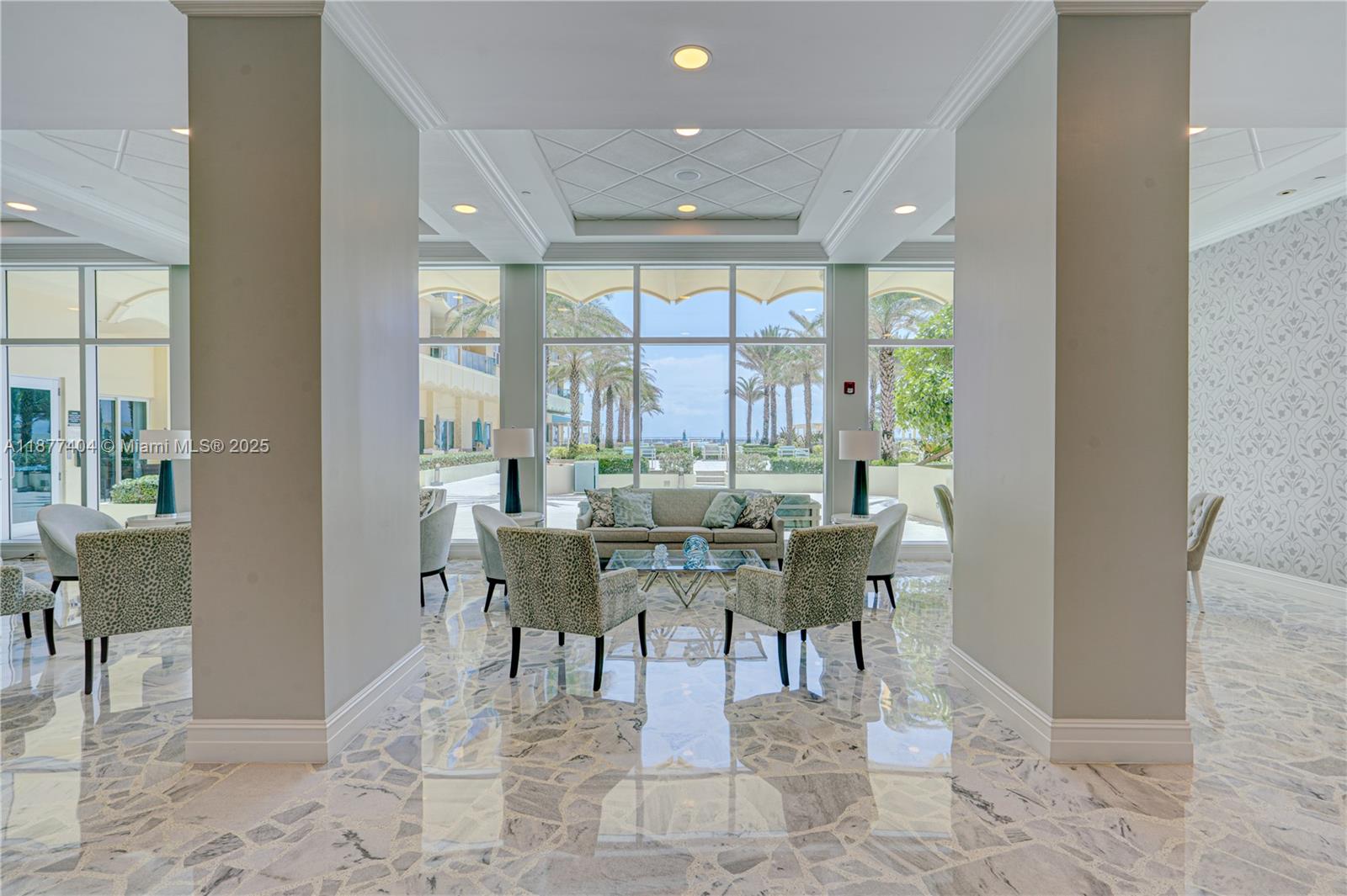 WAVE CONDO - Residential