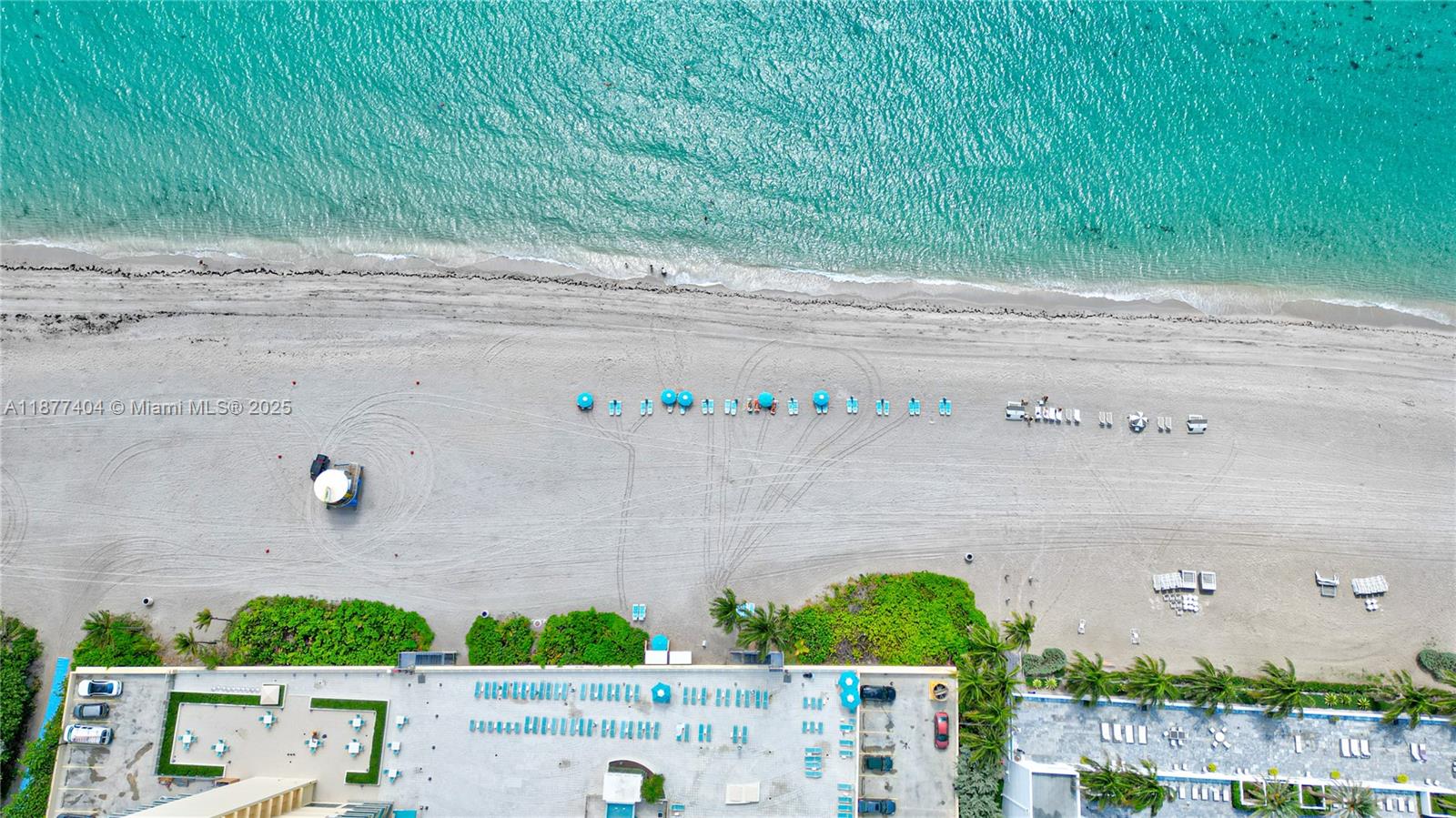 WAVE CONDO - Residential