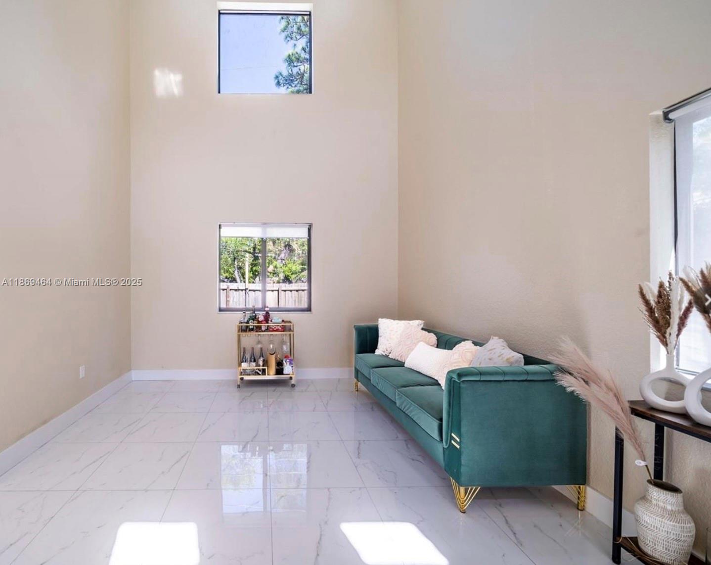 VALENTINES SUB B-29 - Residential Lease