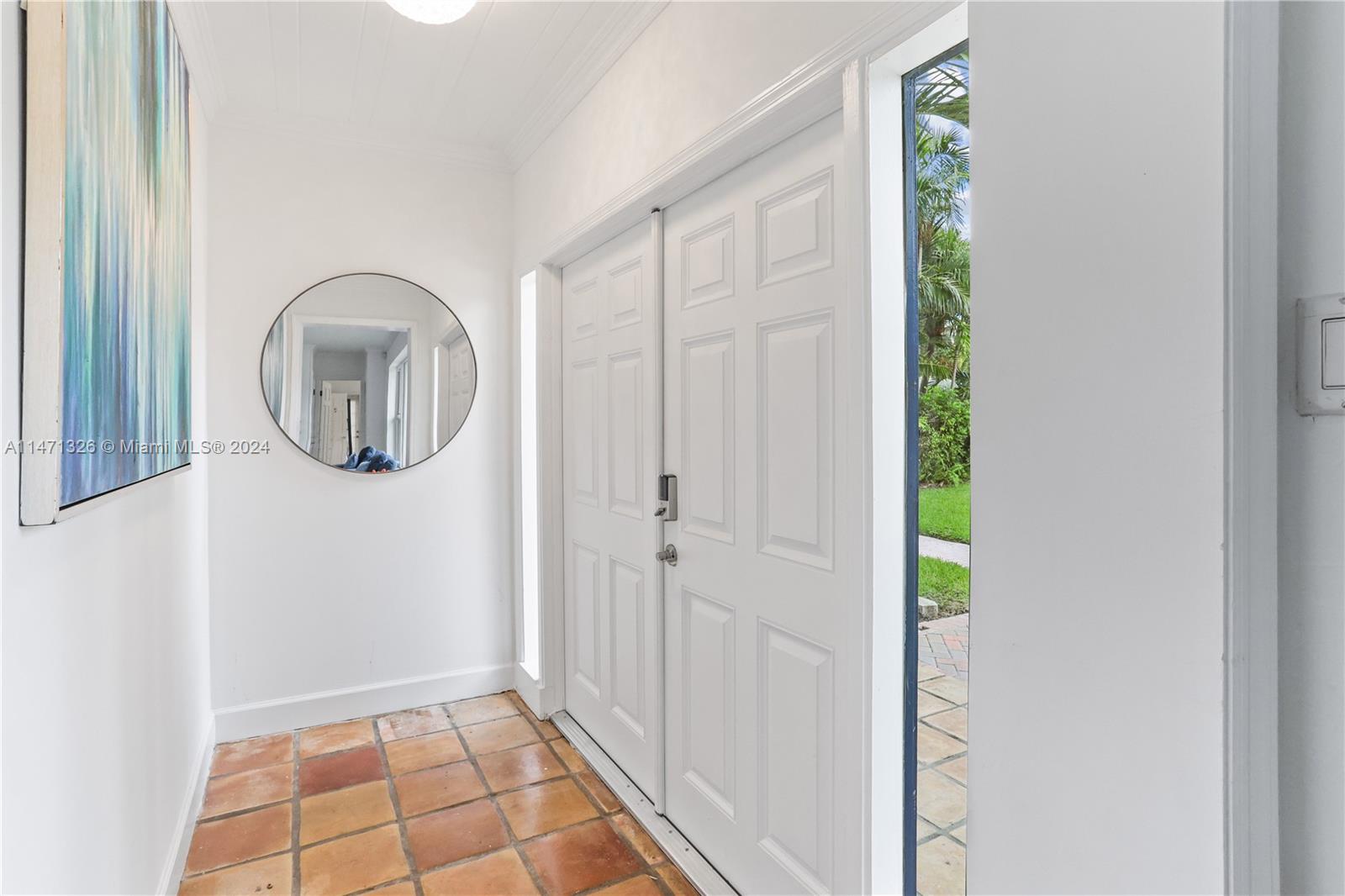 SEVEN ISLES - Residential