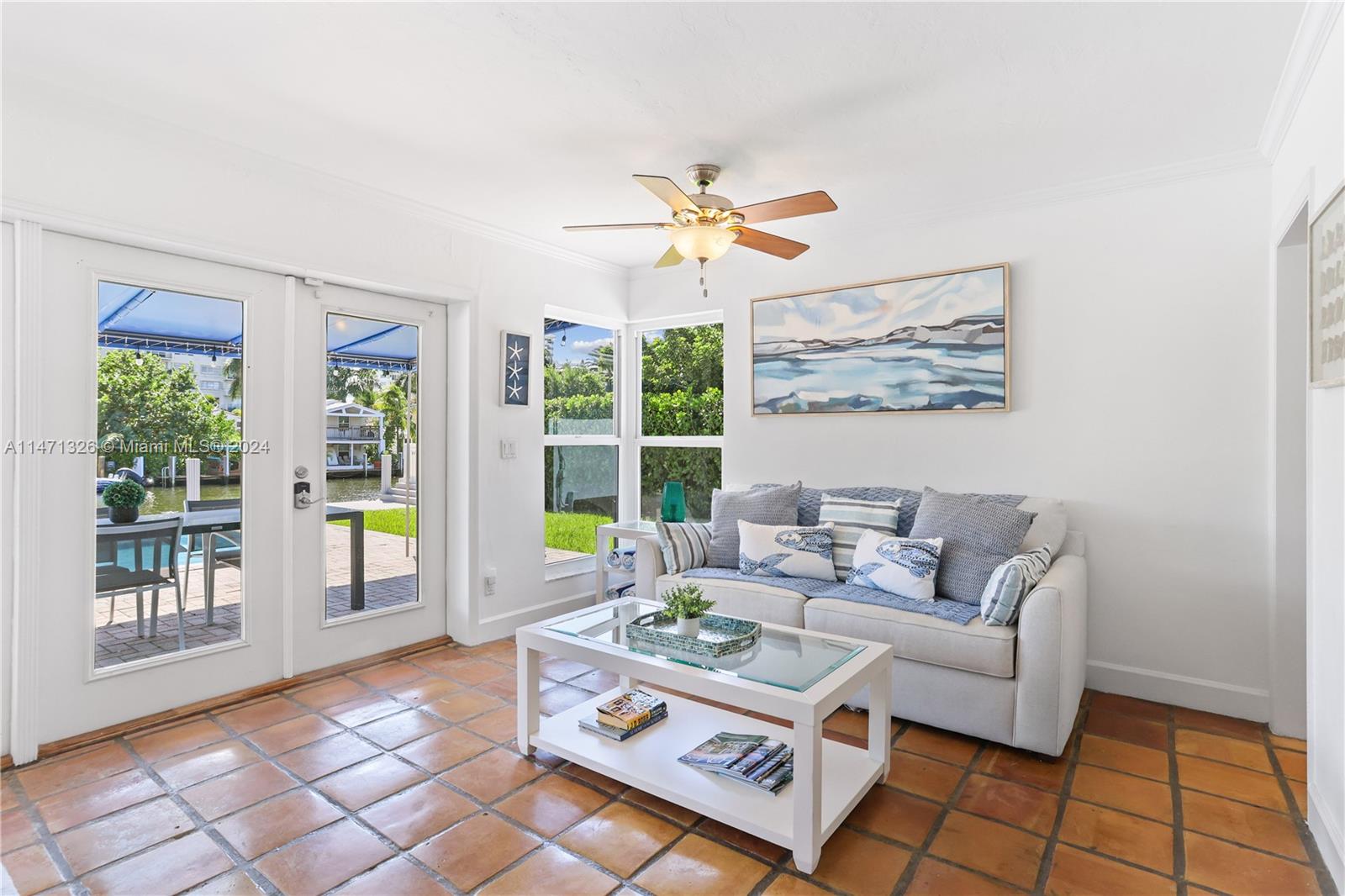 SEVEN ISLES - Residential