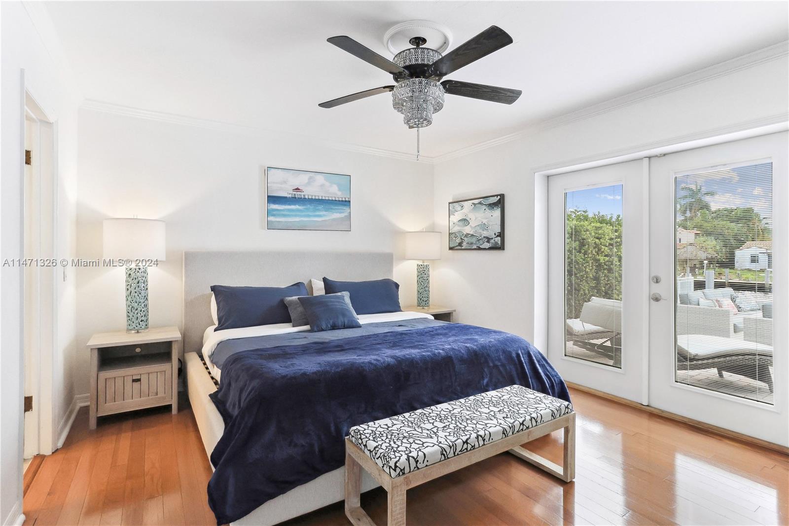 SEVEN ISLES - Residential