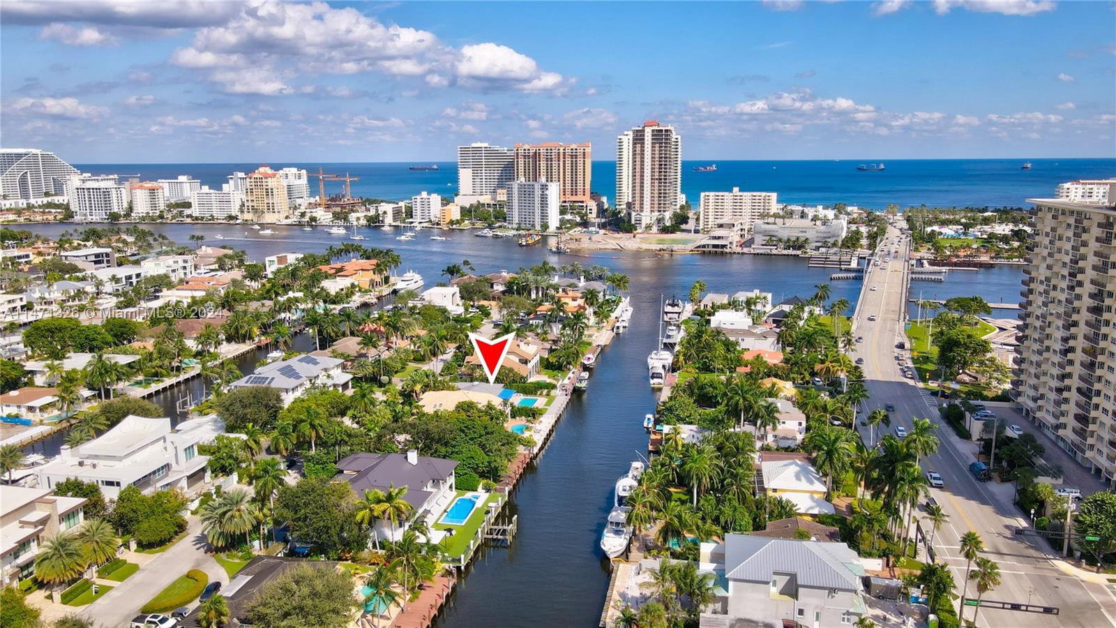 SEVEN ISLES - Residential