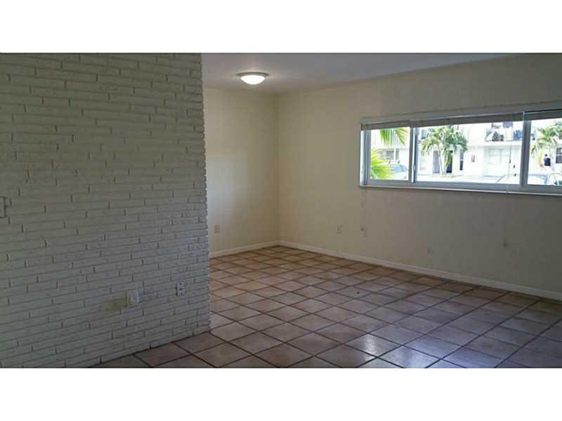 10 53 42 - Residential Lease