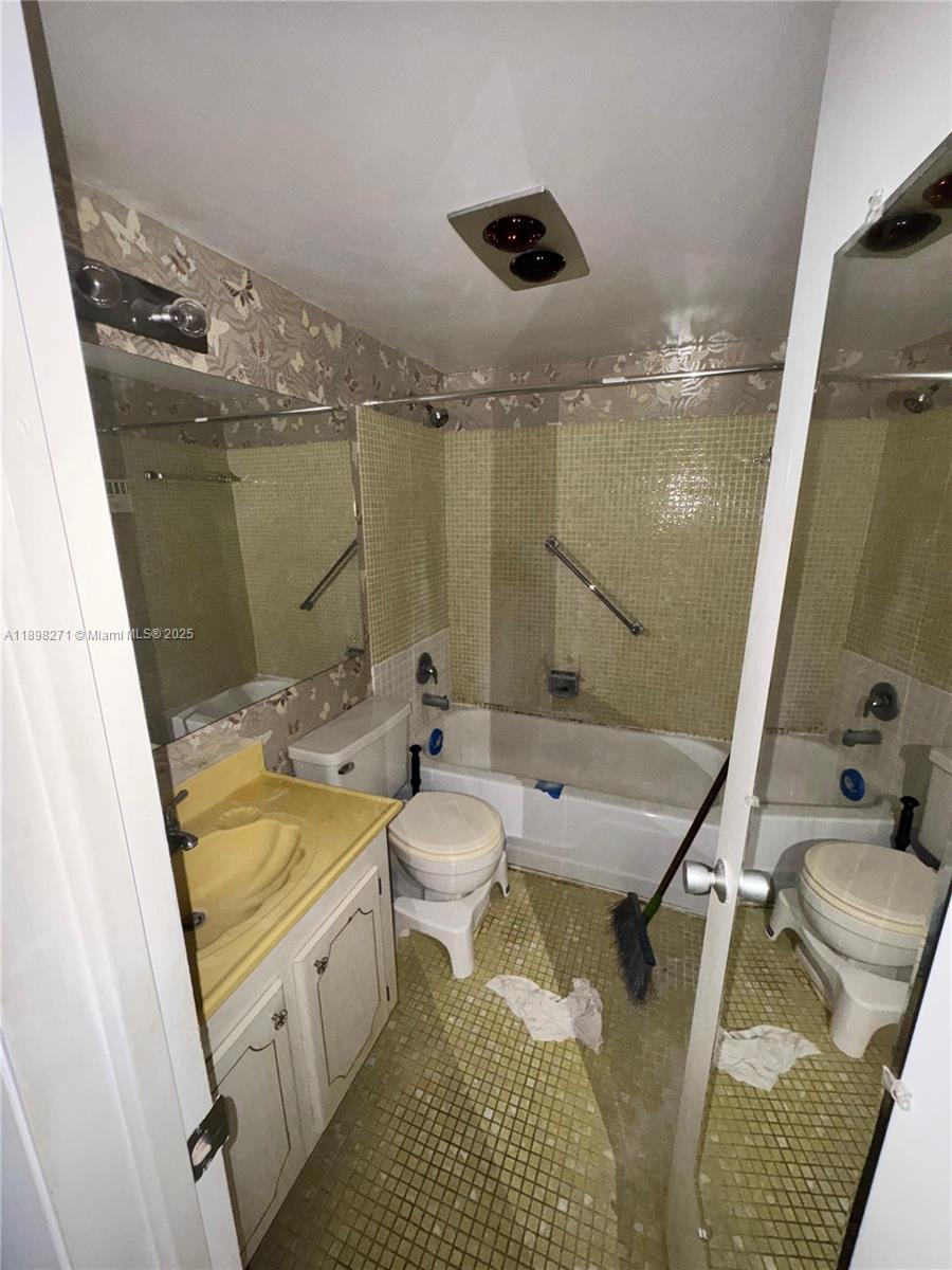 COVENTRY CONDO - Residential Lease
