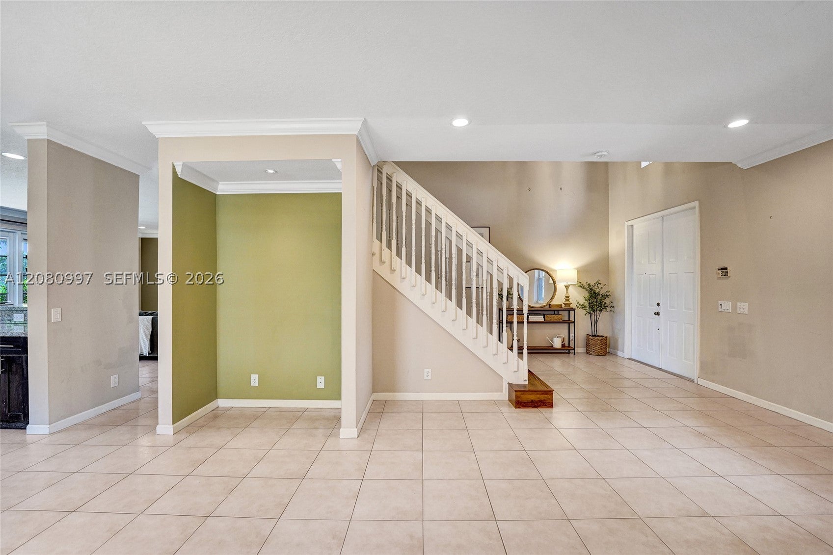 3892 Falcon Ridge Cir