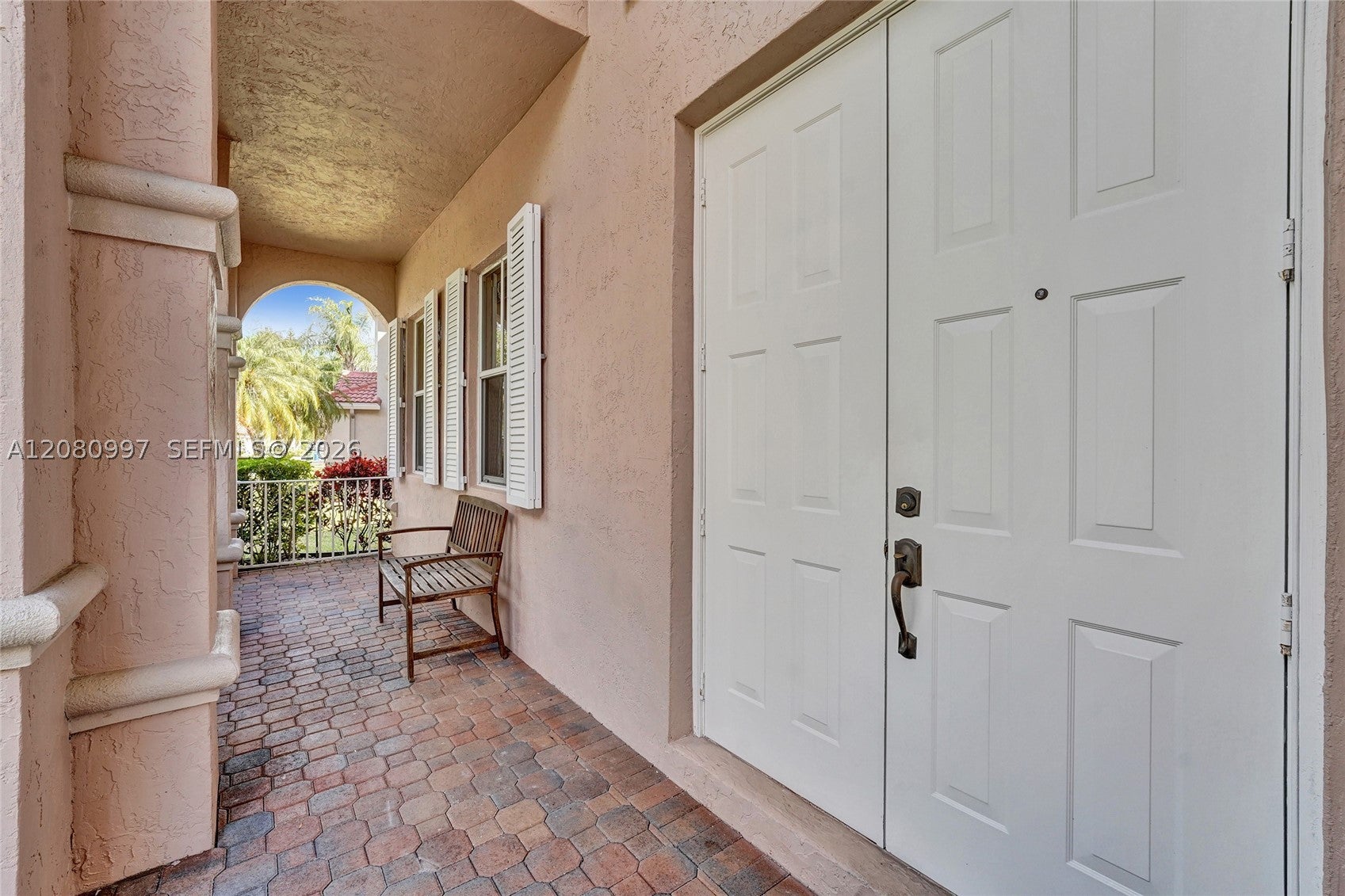 3892 Falcon Ridge Cir