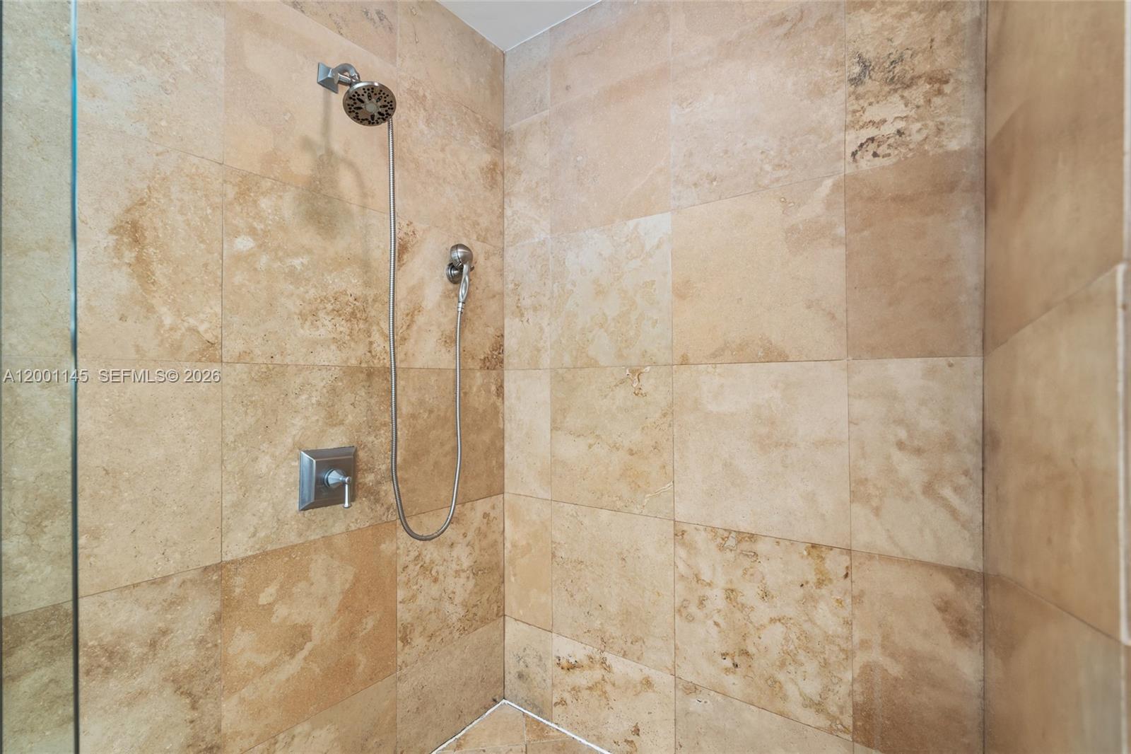 BAY POINT - Residential