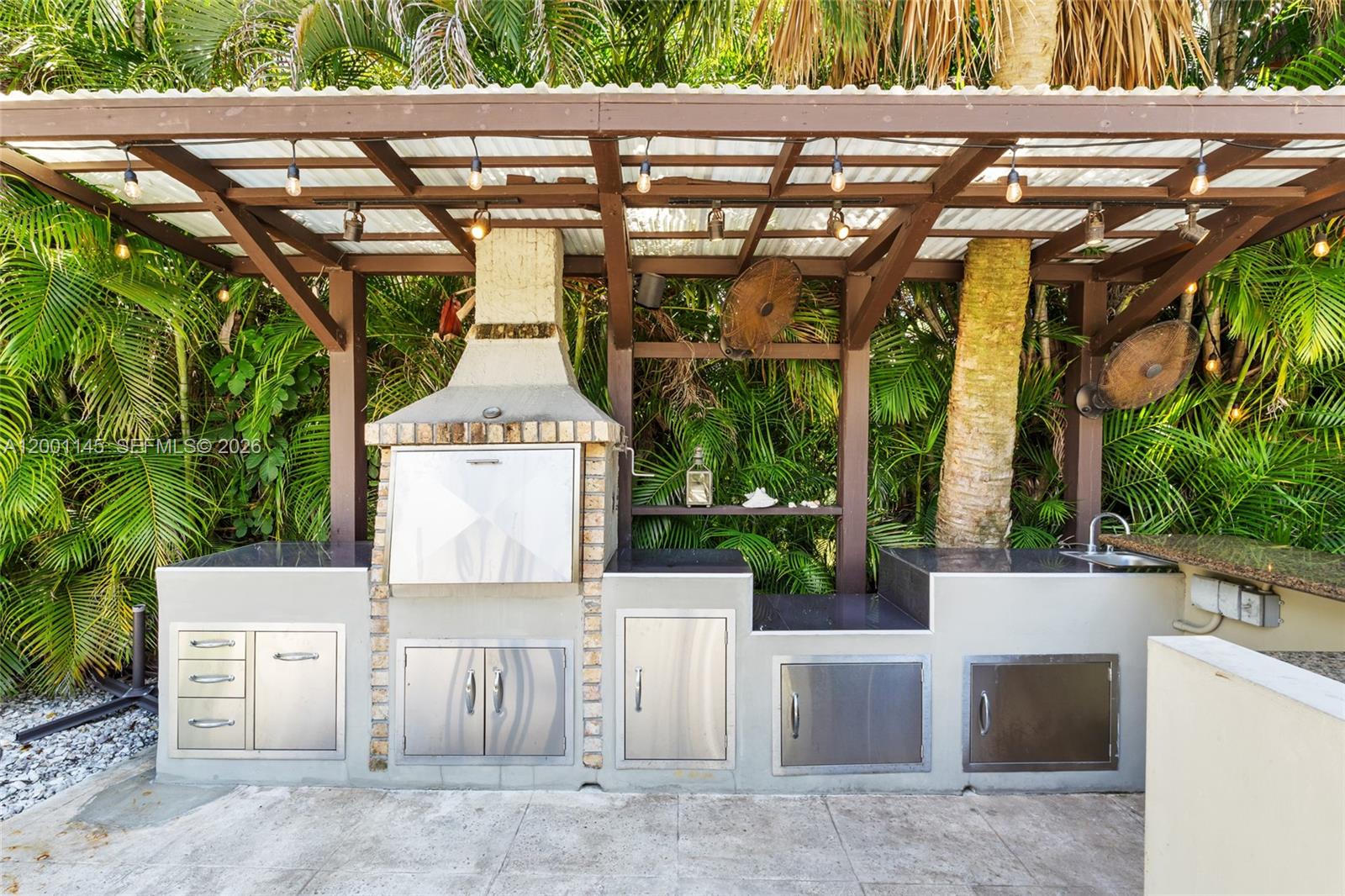 BAY POINT - Residential