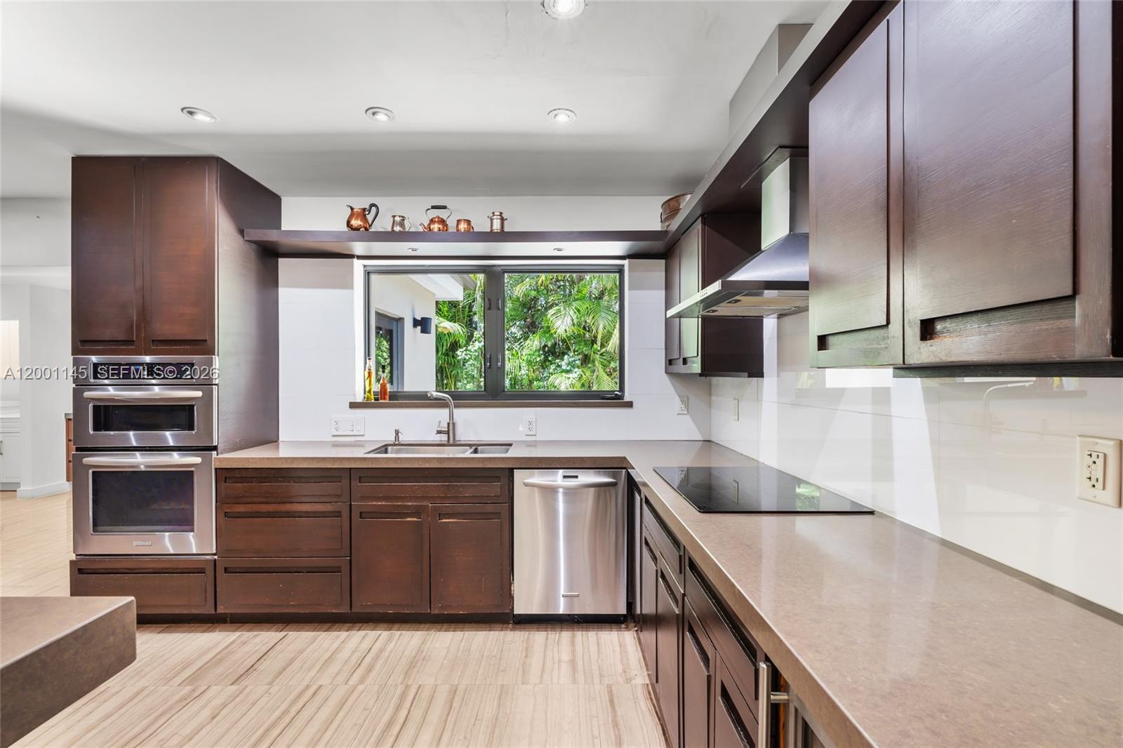 BAY POINT - Residential