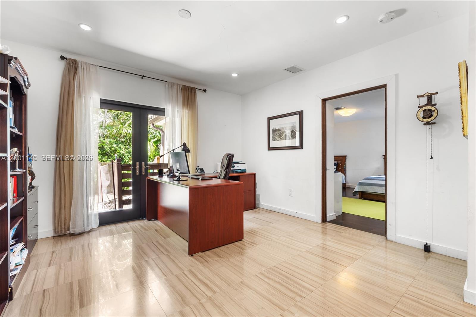 BAY POINT - Residential