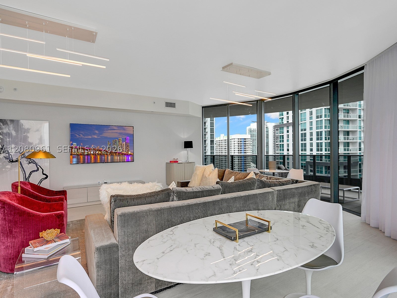 1000 Brickell Plz 3402