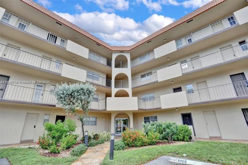 Move-in ready! This 2nd-floor 1 BD | 1.5 BA condo in an all-ages community is perfect for comfortable living. Recently renovated with upgraded wood floors, granite countertops, and stainless steel appliances. The spacious great room offers flexible space for a home office, living, and dining area. Enjoy Florida’s beautiful weather from your private screened patio. Community features include a welcoming lobby, 24-hour security, on-site laundry, storage, and a pool.