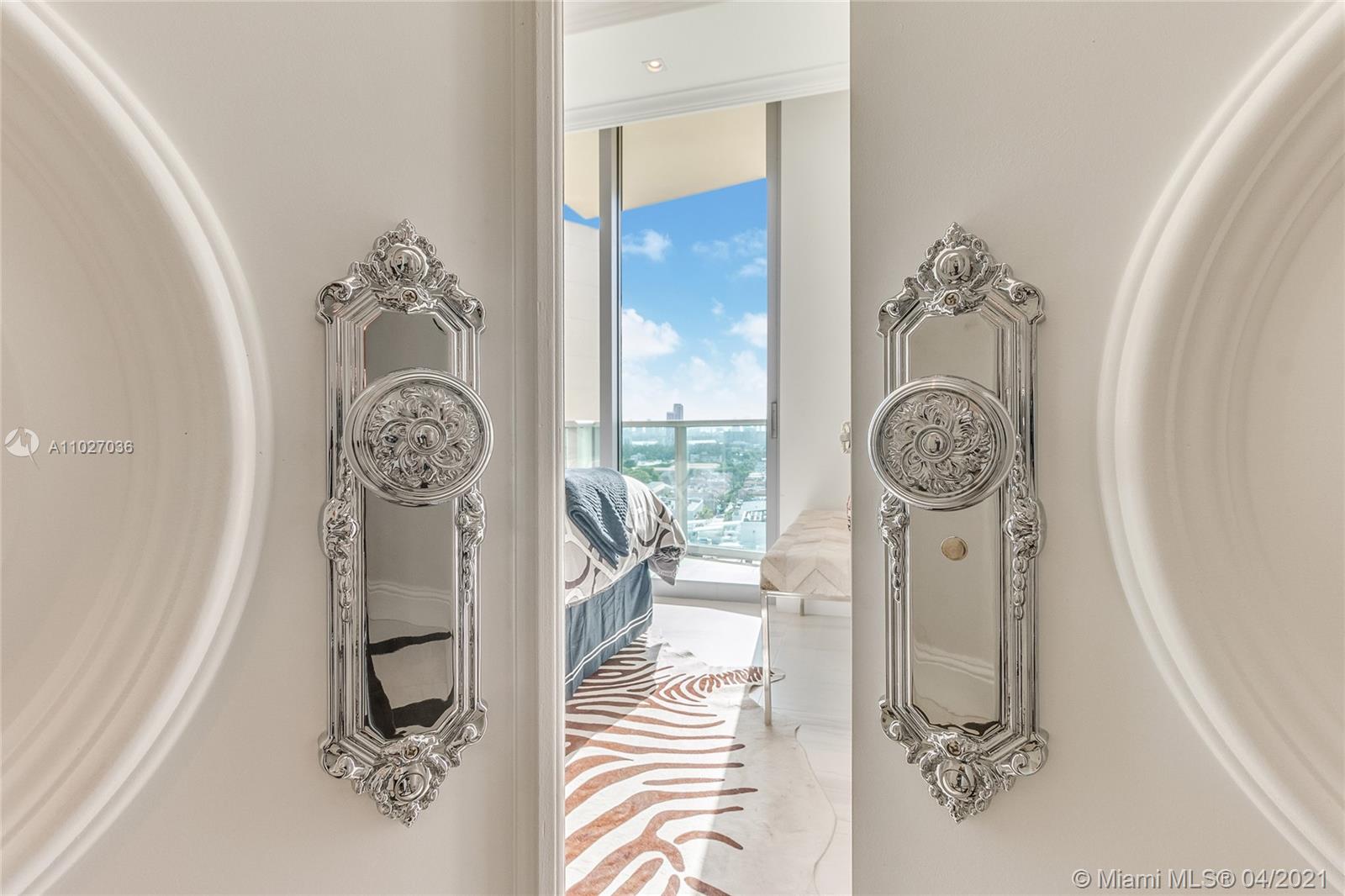 IL VILLAGGIO - Residential Lease