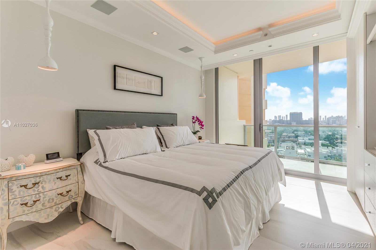 IL VILLAGGIO - Residential Lease