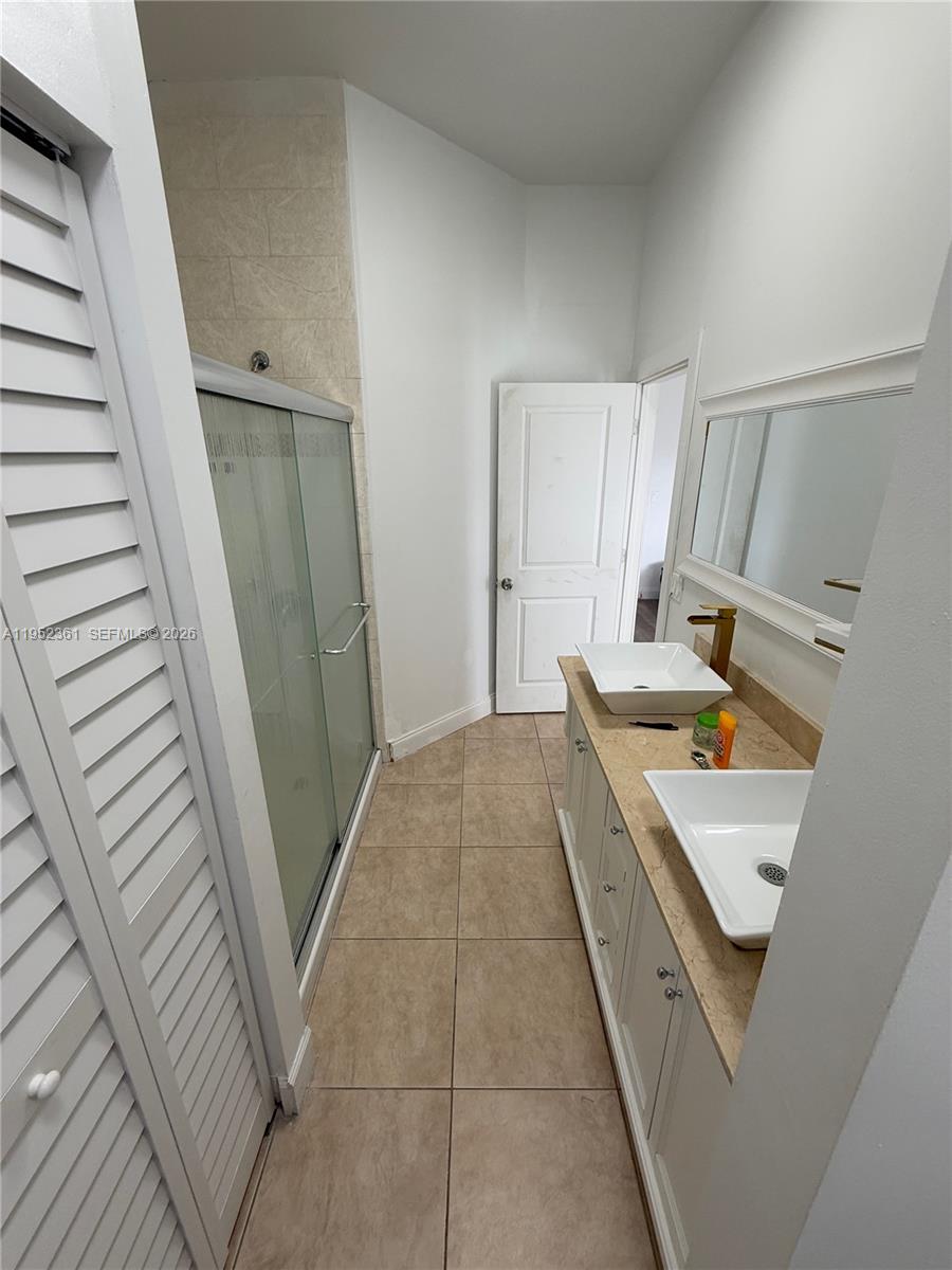 FLAMINGO PARK - Residential