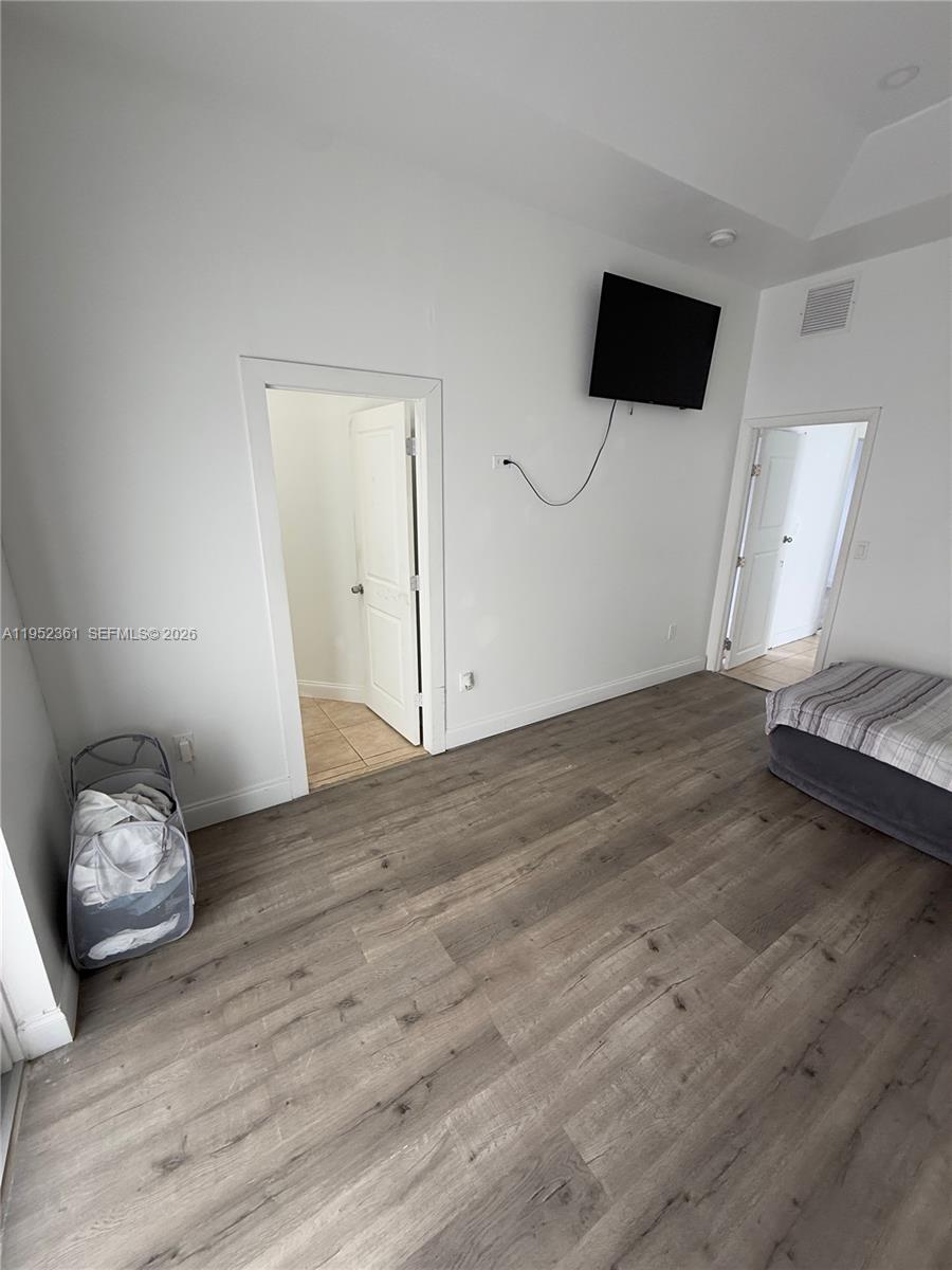 FLAMINGO PARK - Residential