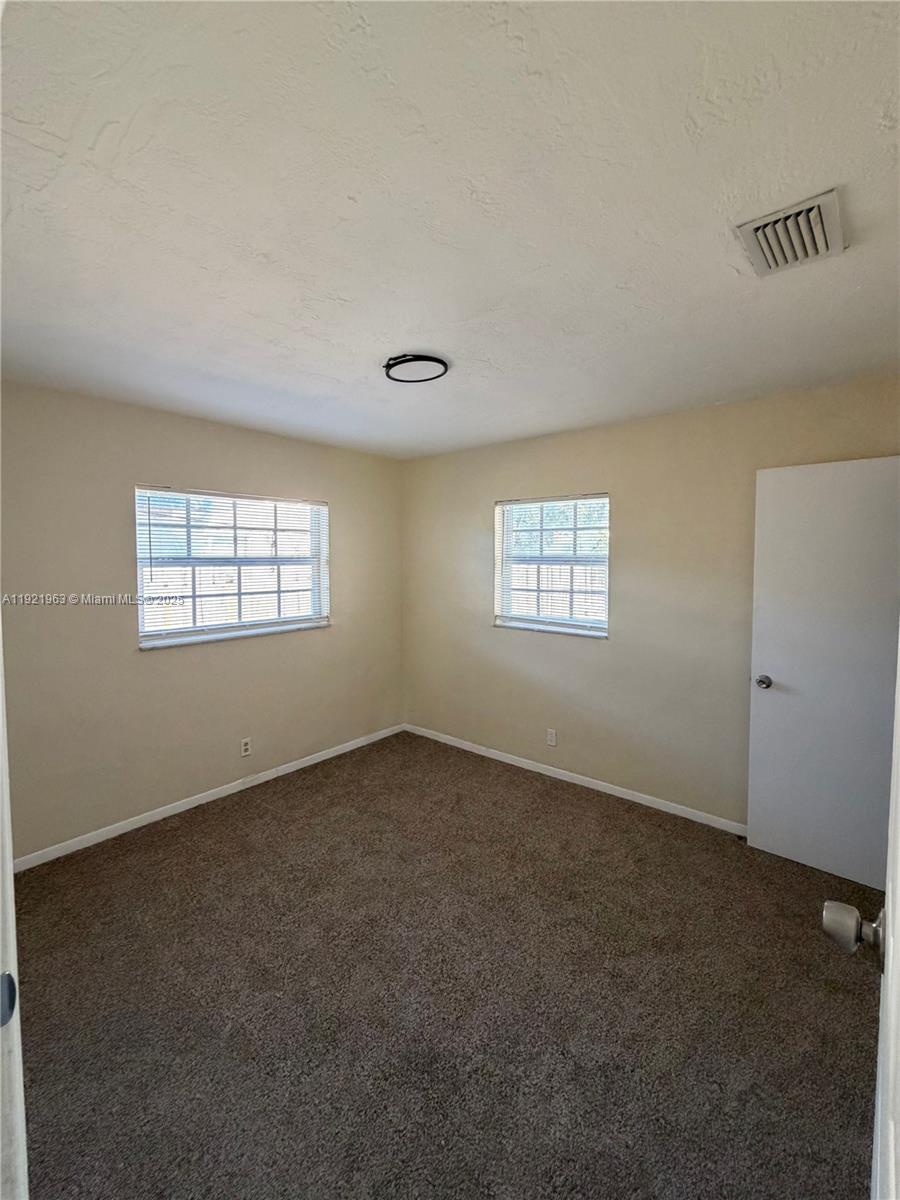 DEERFIELD HIGHLANDS - Residential Lease