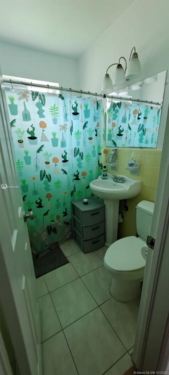 LAKE FOREST SEC 4 - Residential