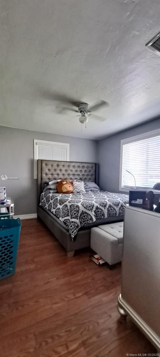 LAKE FOREST SEC 4 - Residential