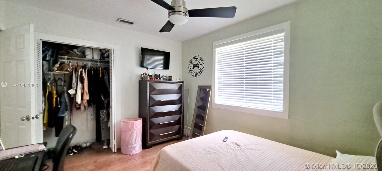 LAKE FOREST SEC 4 - Residential