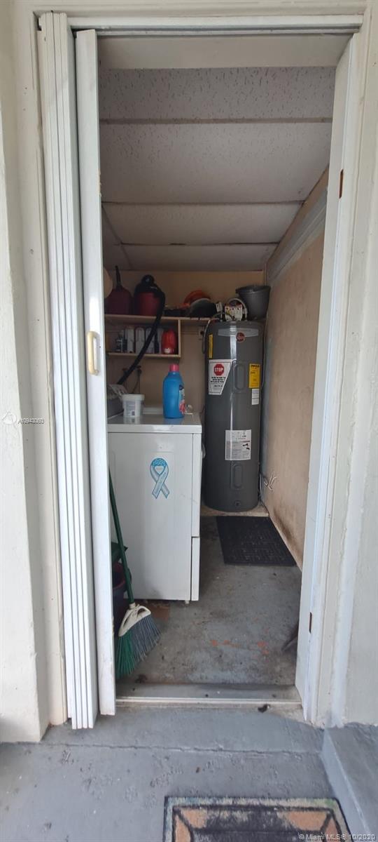 LAKE FOREST SEC 4 - Residential