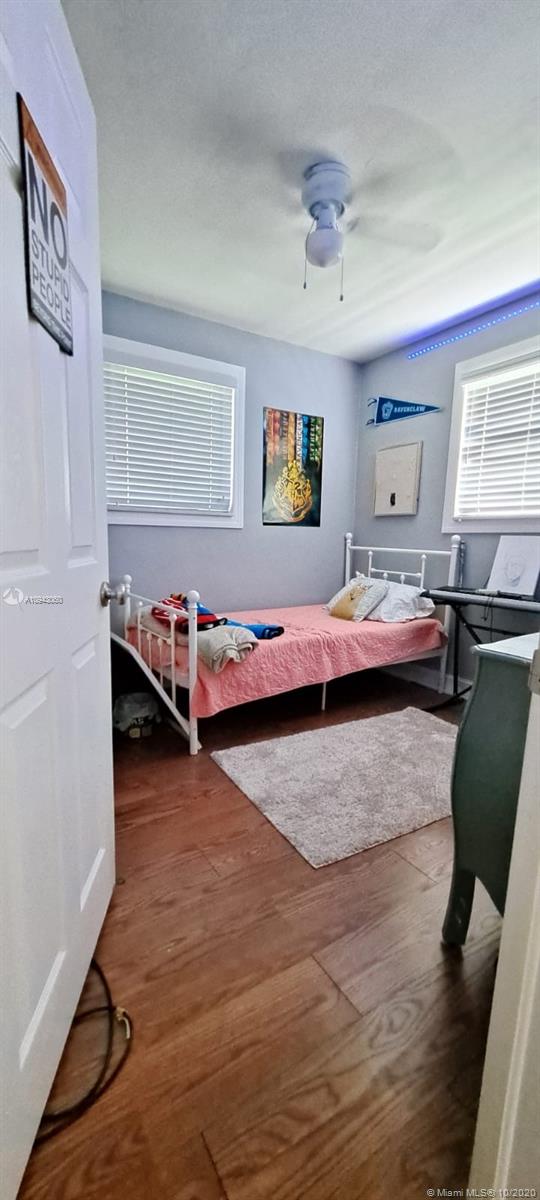 LAKE FOREST SEC 4 - Residential