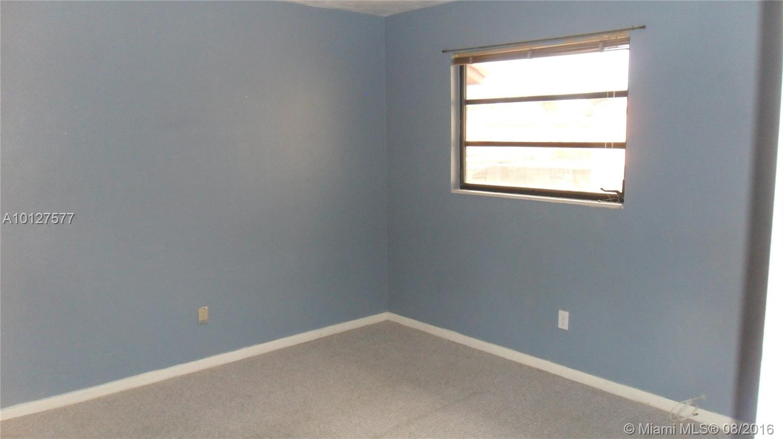 Kendall Walk - Residential Lease