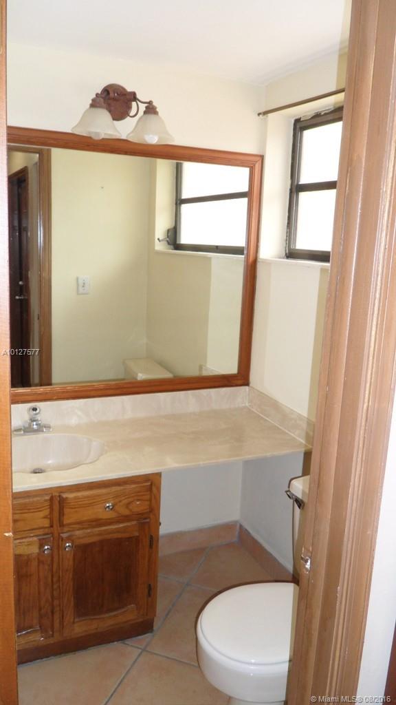 Kendall Walk - Residential Lease