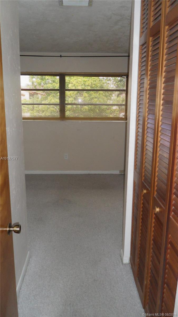 Kendall Walk - Residential Lease