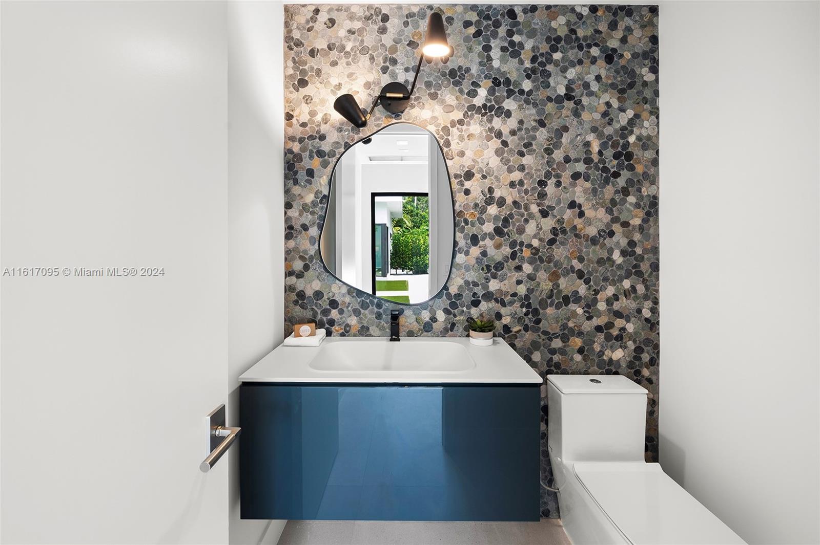 BAY POINT - Residential