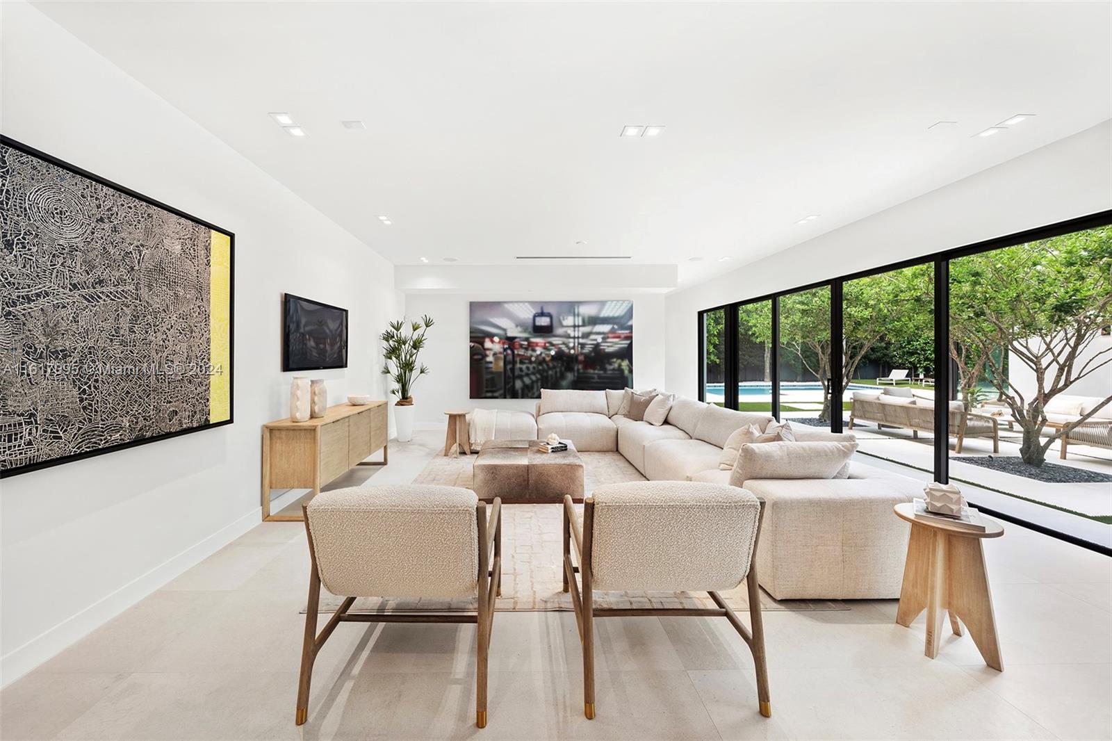 BAY POINT - Residential