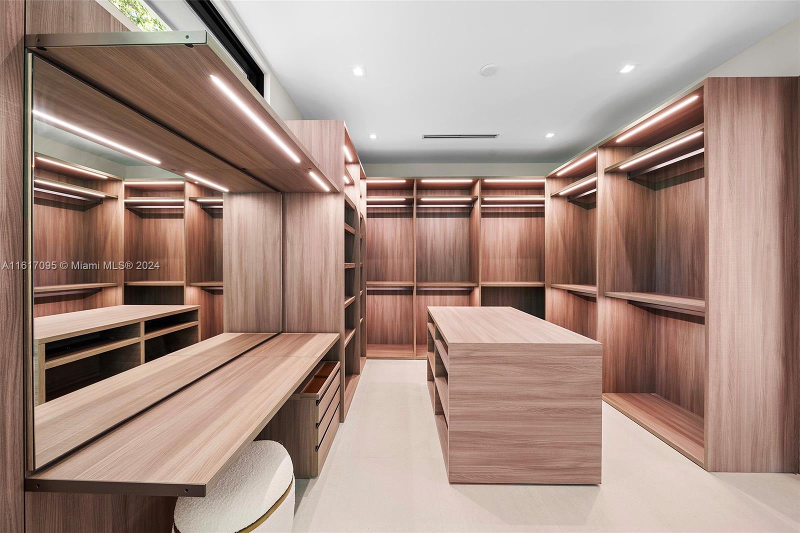 BAY POINT - Residential