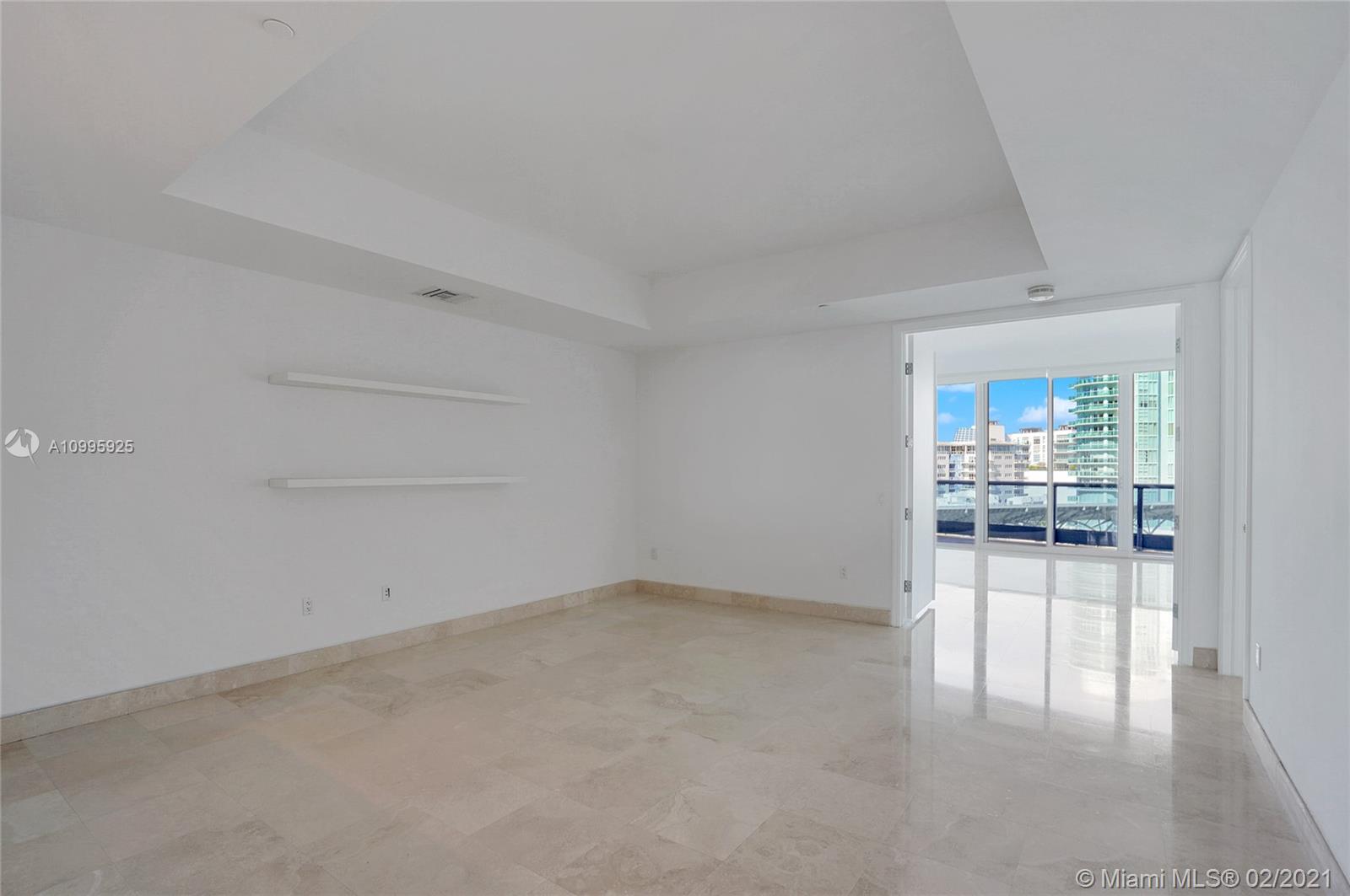 THE RESIDENCES AT THE BAT - Residential