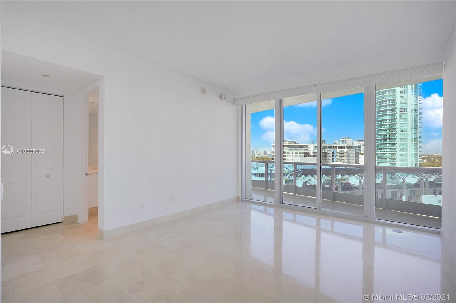 THE RESIDENCES AT THE BAT - Residential