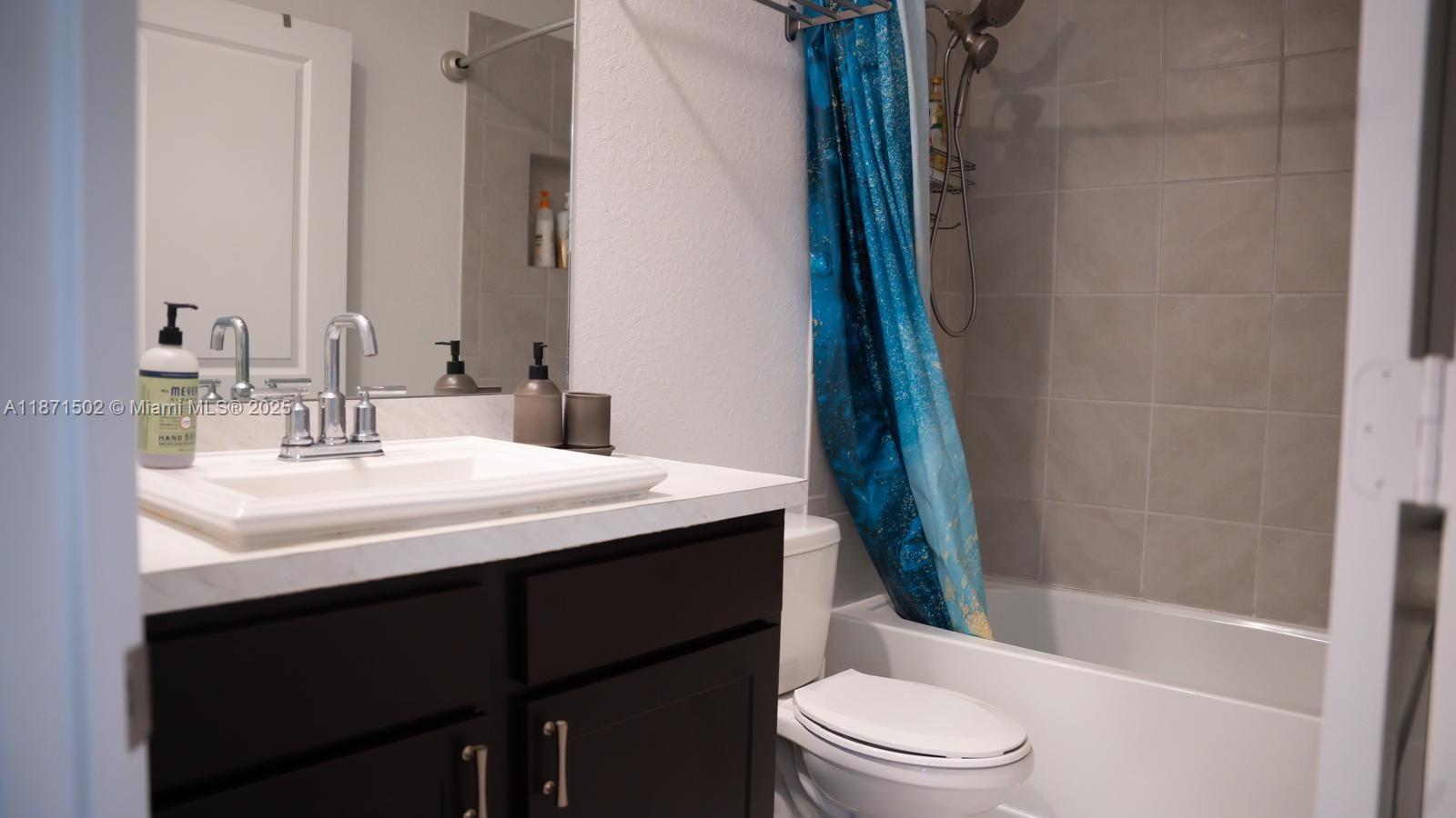 WALDEN PLACE - Residential Lease