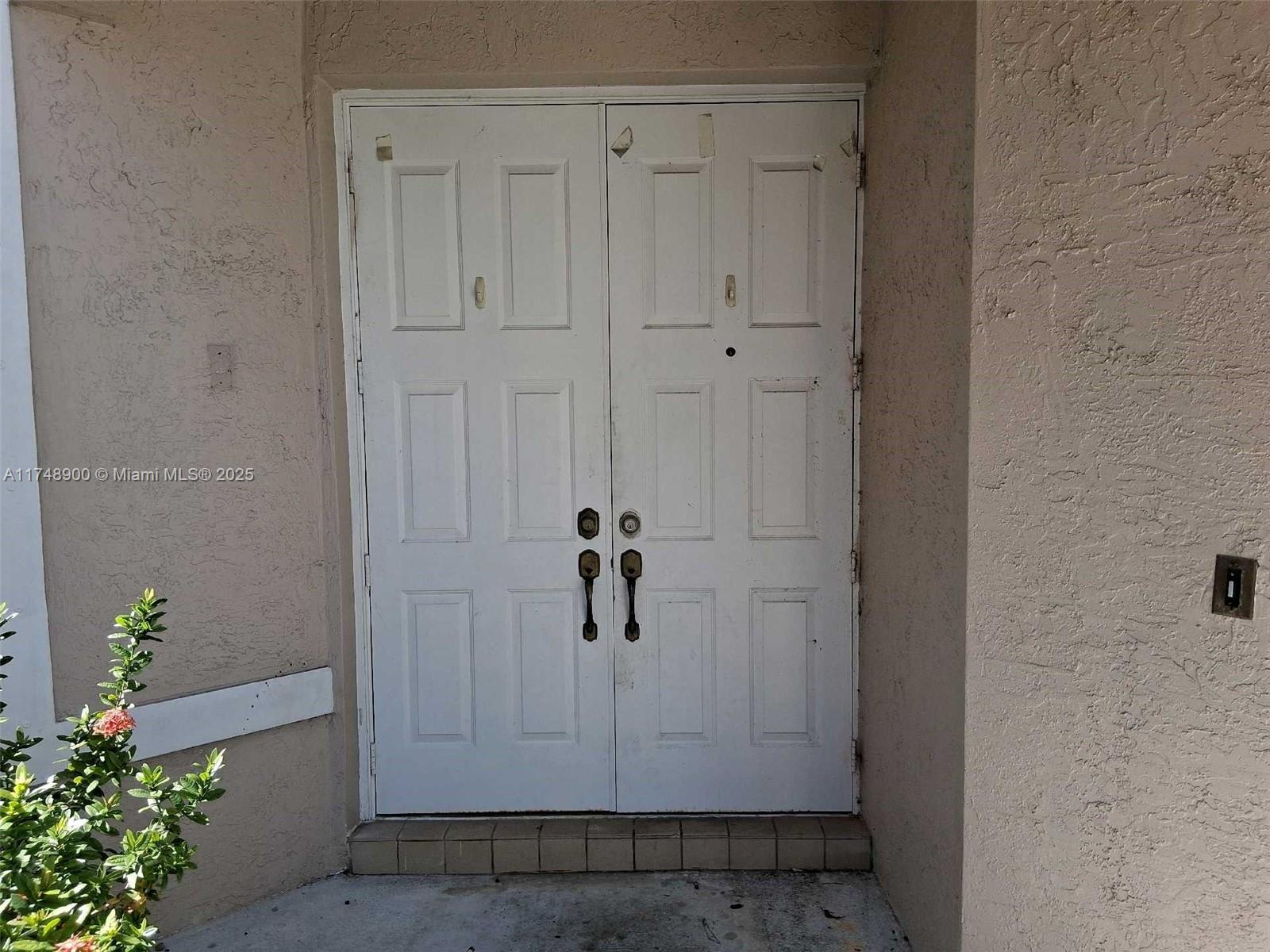 3118 SW 176th Way