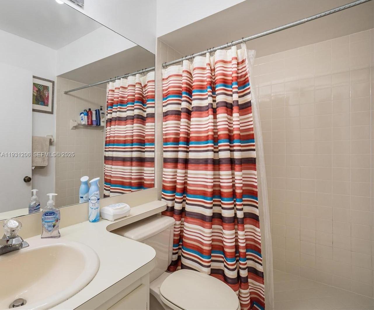 LAKES BY THE BAY SEC 3 - Residential Lease