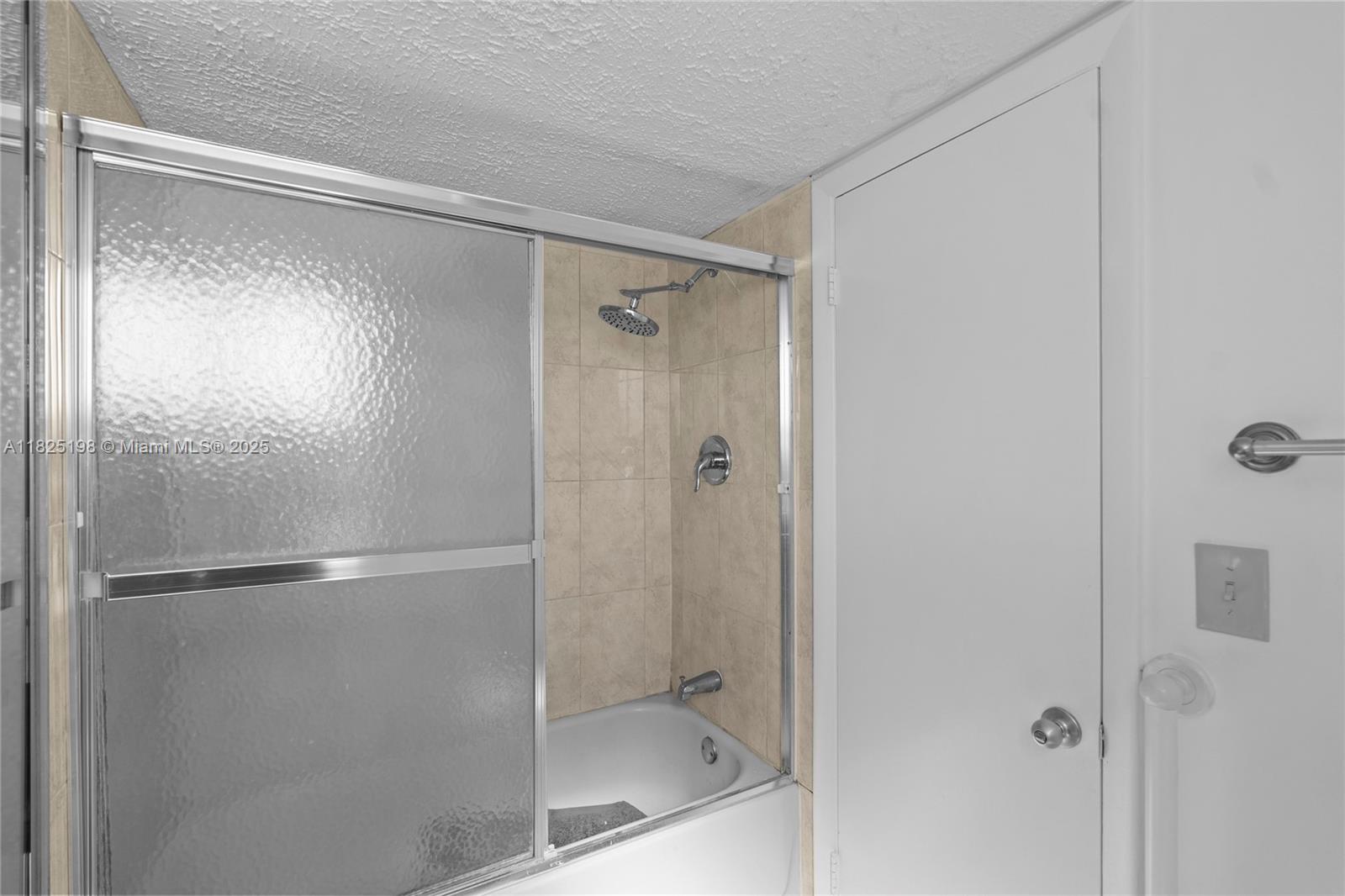 TRAFALGAR TOWERS CONDOMIN - Residential Lease