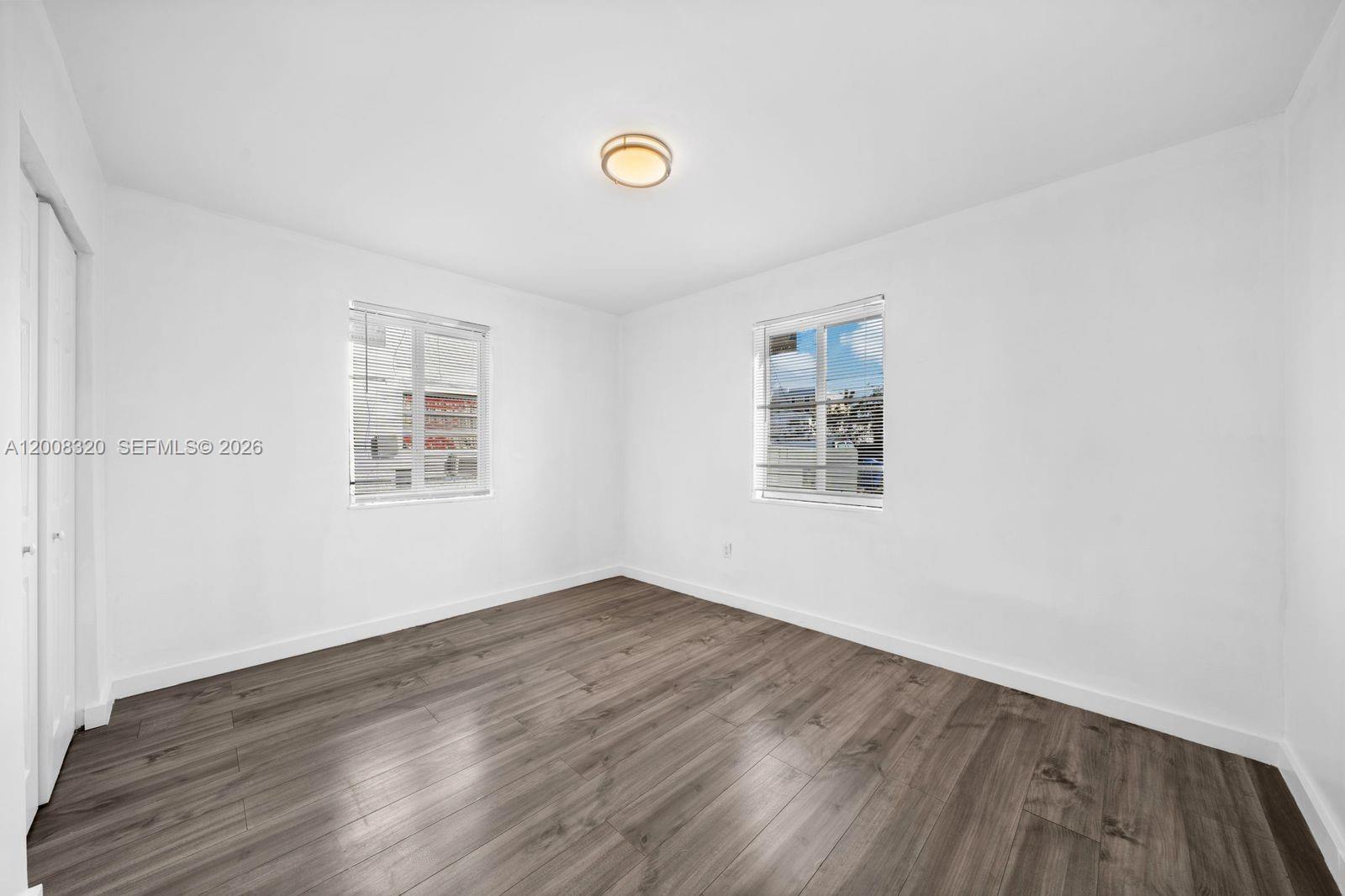 BRICKELL RIVERVIEW - Residential Income