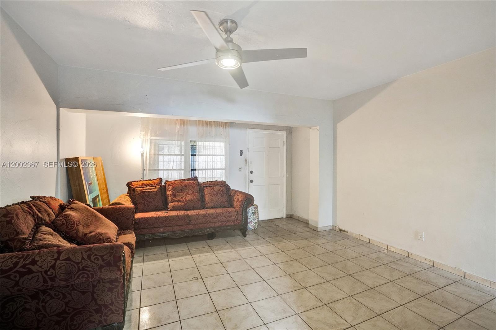 WEST BISCAYNE - Residential Income