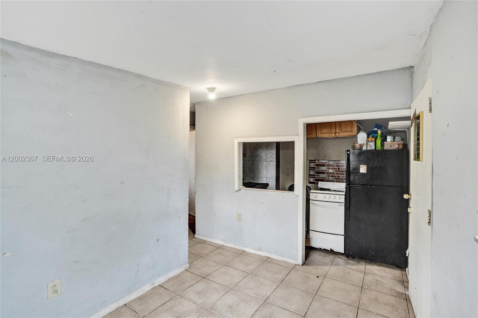 WEST BISCAYNE - Residential Income