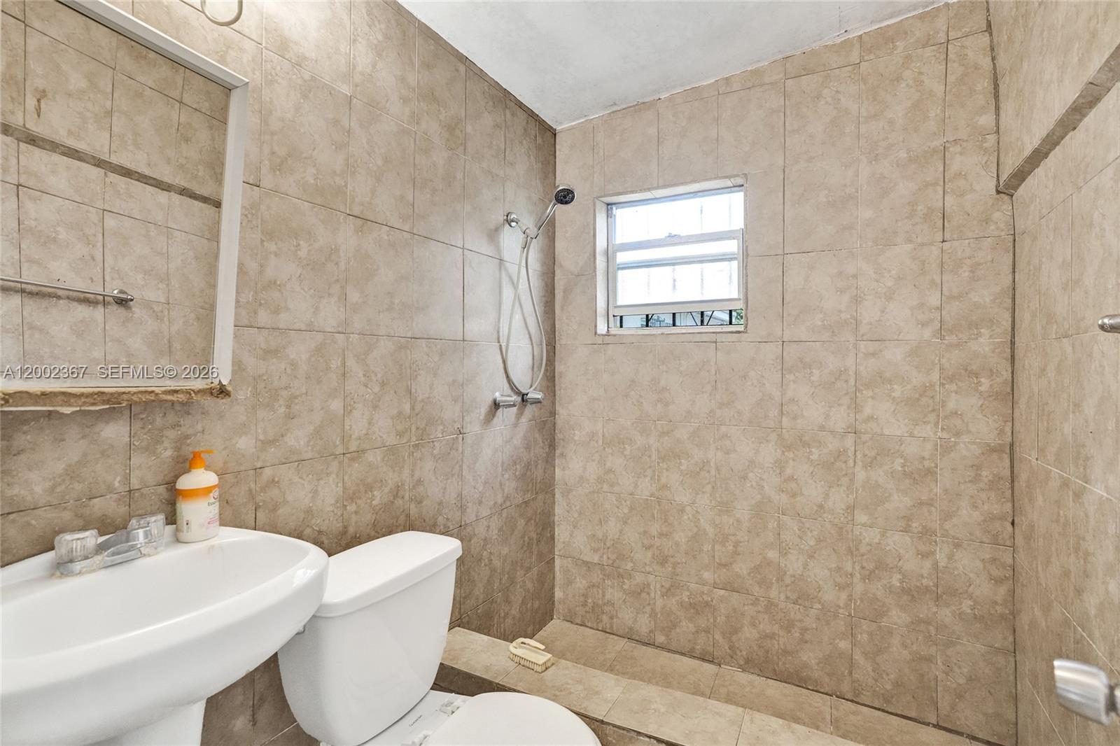 WEST BISCAYNE - Residential Income