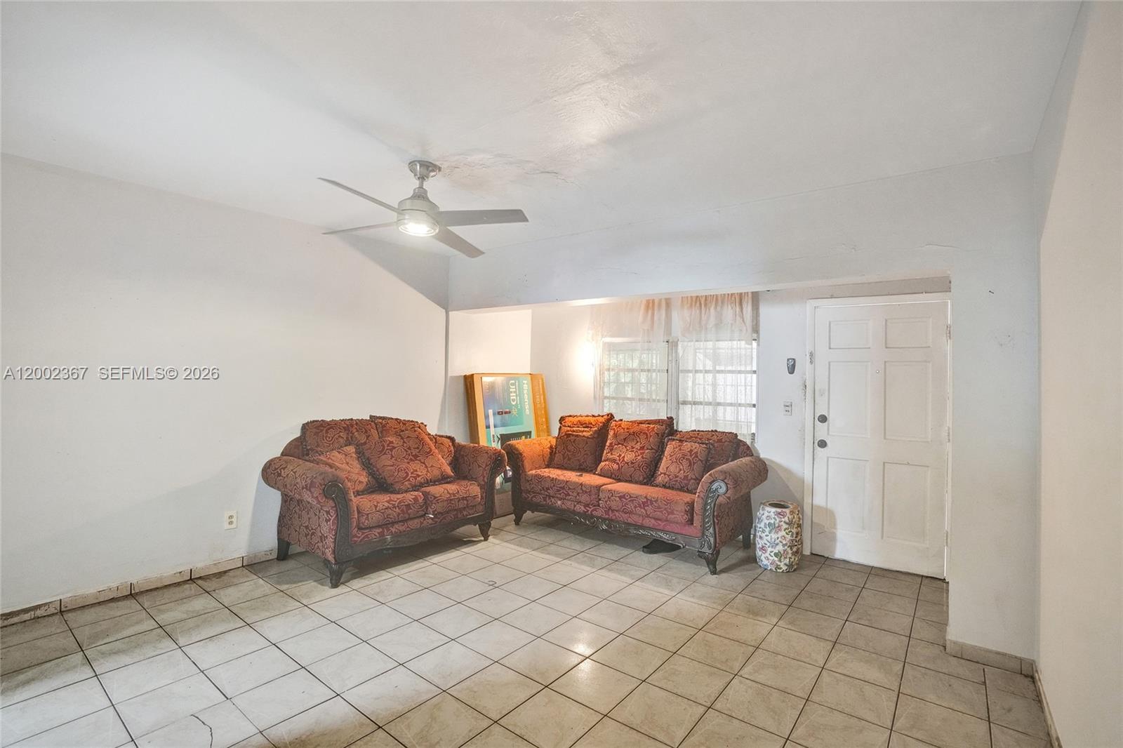 WEST BISCAYNE - Residential Income