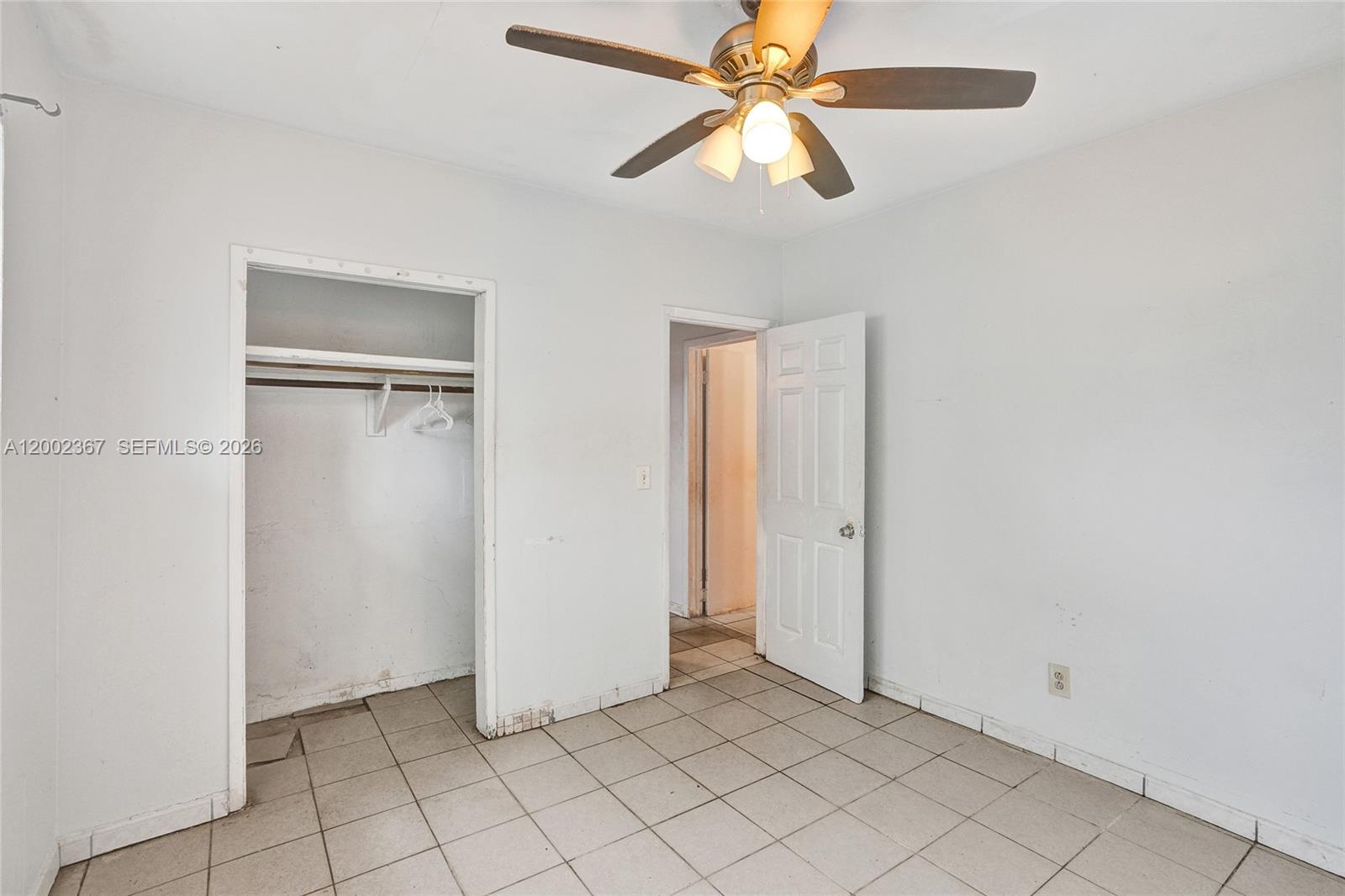 WEST BISCAYNE - Residential Income