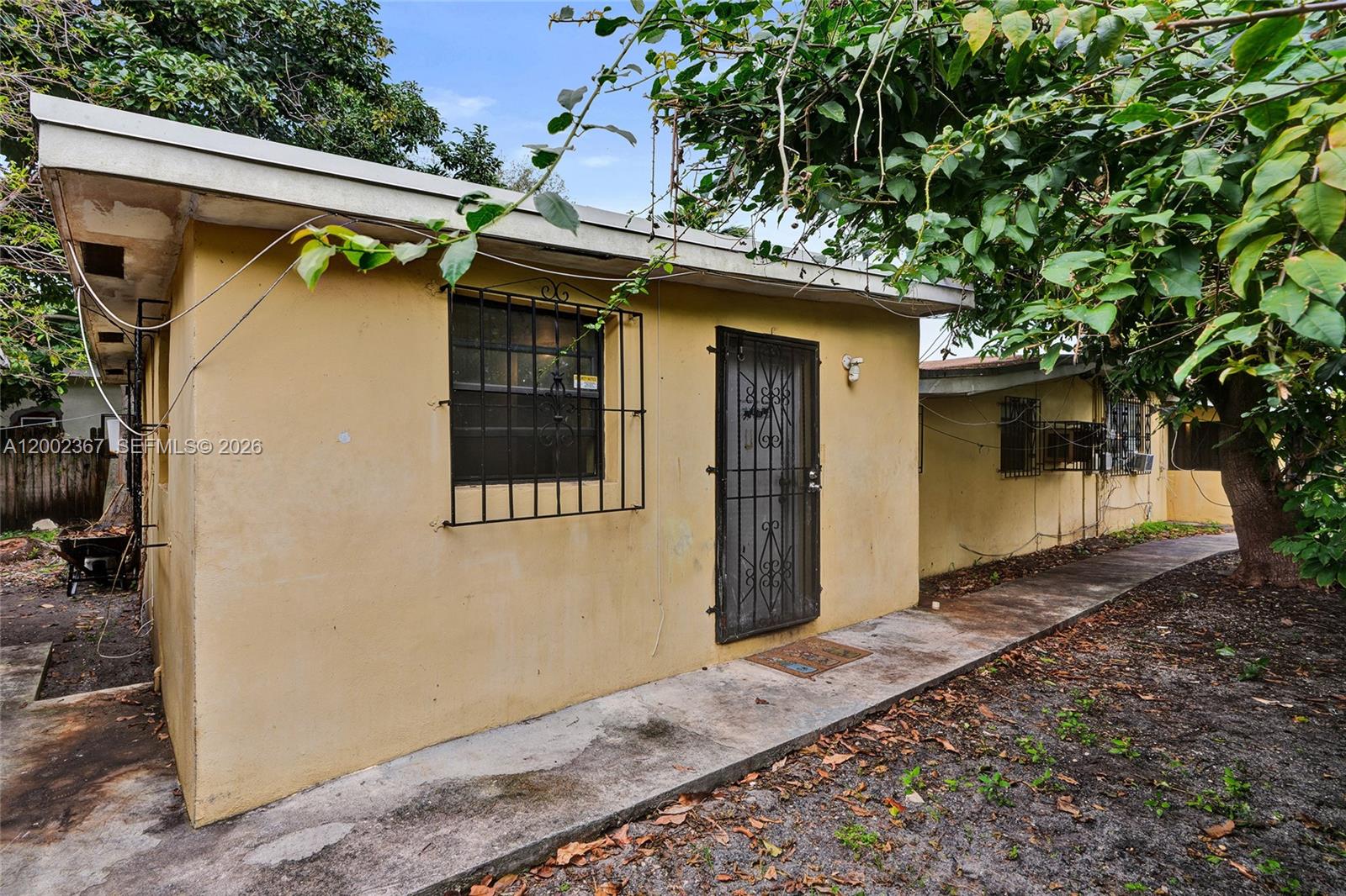 WEST BISCAYNE - Residential Income